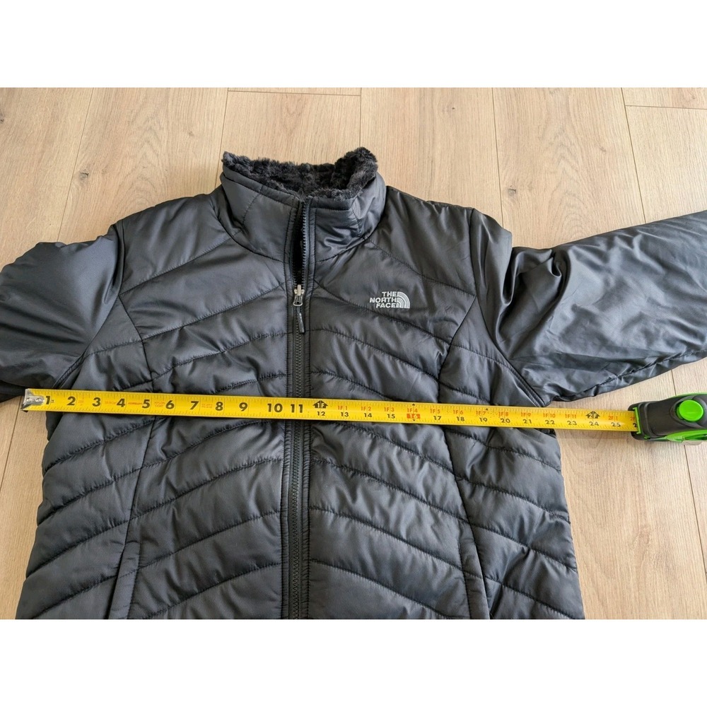 The North Face Black Quilted Ski Jacket - Picture 8 of 13